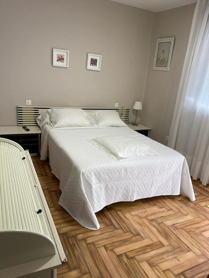 La De Mondi Apartment ไบโยนา ภายนอก รูปภาพ